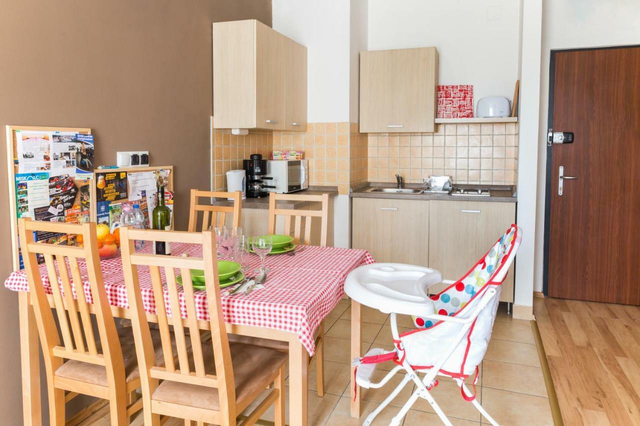 Mse Apartman 米什科尔茨 外观 照片