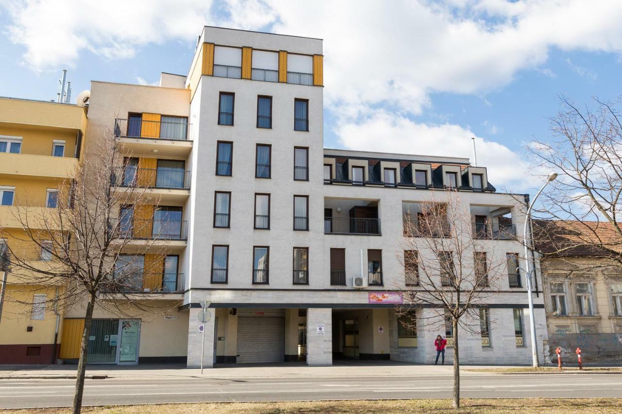 Mse Apartman 米什科尔茨 外观 照片